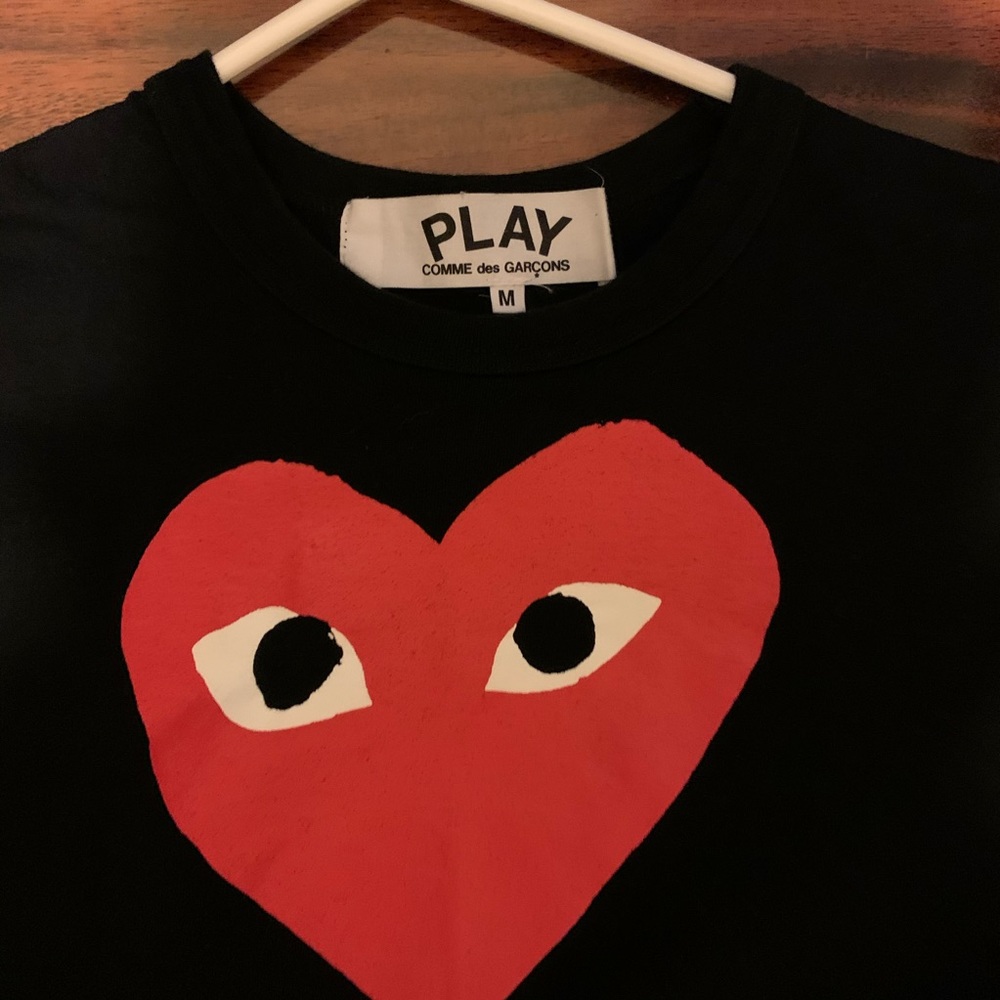 Female CDG shirt